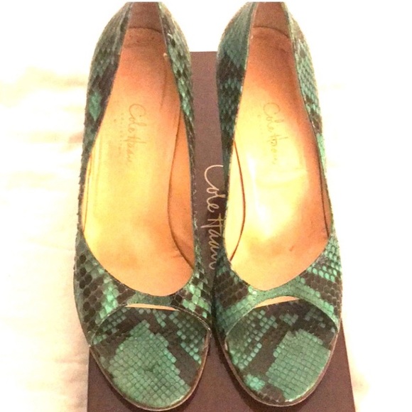 Cole Haan Maria Genuine Python Pump Size 8.5 | 3” heel EUC - Picture 2 of 9